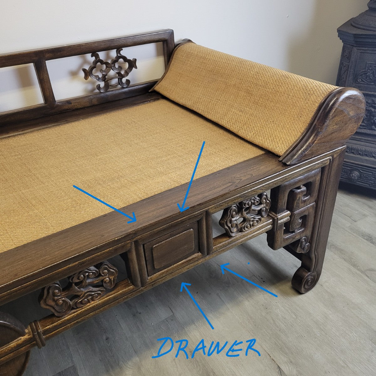 Chinese Elm Kang Daybed / Opium Couch, Ming Revival, Late Qing, c.1890–1920