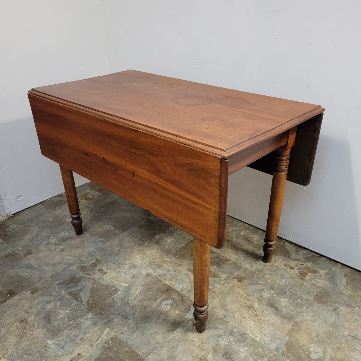 19th Century American Farmhouse Cherry Drop-Leaf Table with Turned Legs