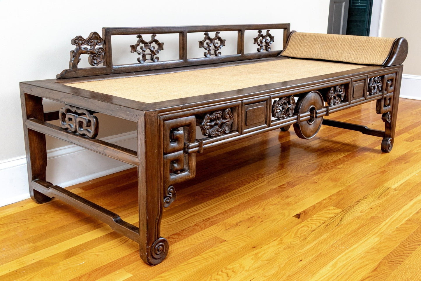 Chinese Elm Kang Daybed / Opium Couch, Ming Revival, Late Qing, c.1890–1920