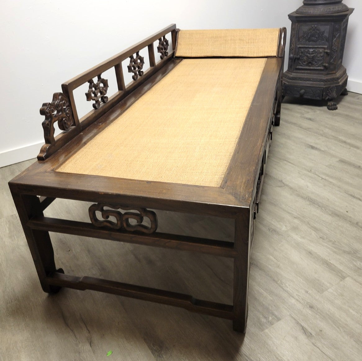 Chinese Elm Kang Daybed / Opium Couch, Ming Revival, Late Qing, c.1890–1920
