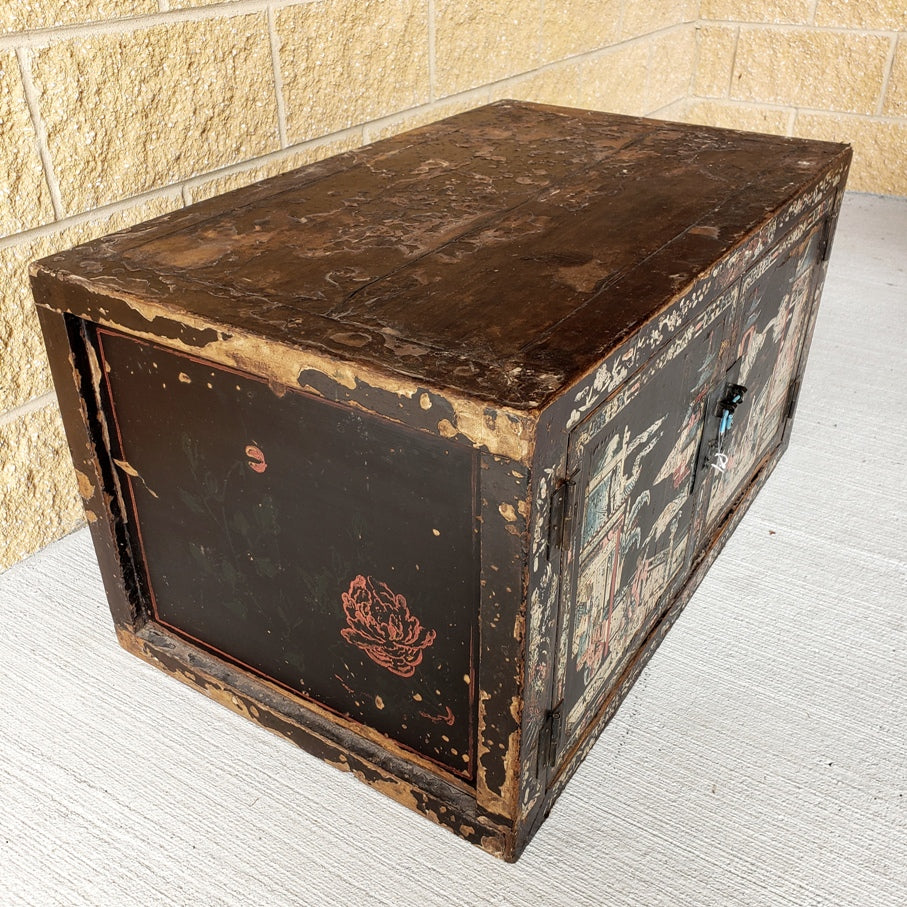 Early 19th Century Chinese Lacquer Cabinets with Court Scenes – Pair