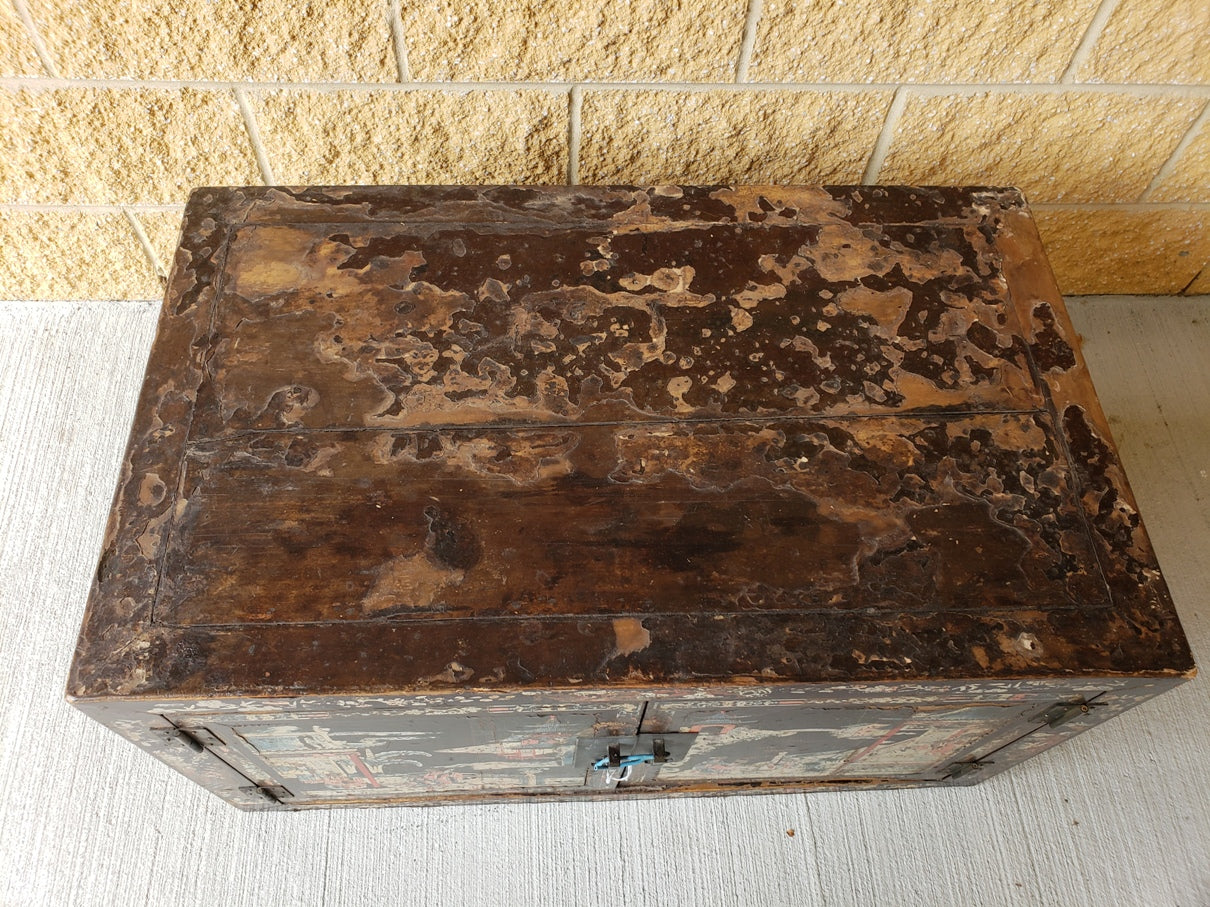 Early 19th Century Chinese Lacquer Cabinets with Court Scenes – Pair