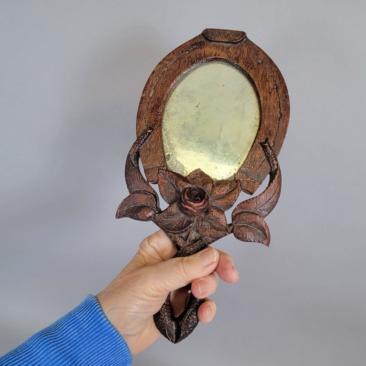 Late 19th Century American Folk Art Horseshoe Wall Mirror with Carved Dove