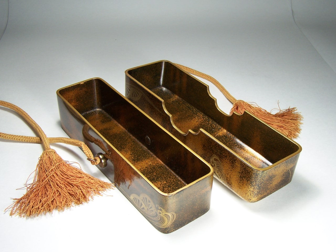 Antique Japanese Edo Period Lacquer Fubako Document Box with Maki-e Wheel Motif, Circa 1800–1850