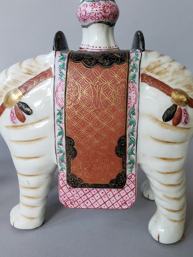 Pair Mottahedeh Porcelain Elephant Candlesticks Winterthur Museum Reproduction, 1970s